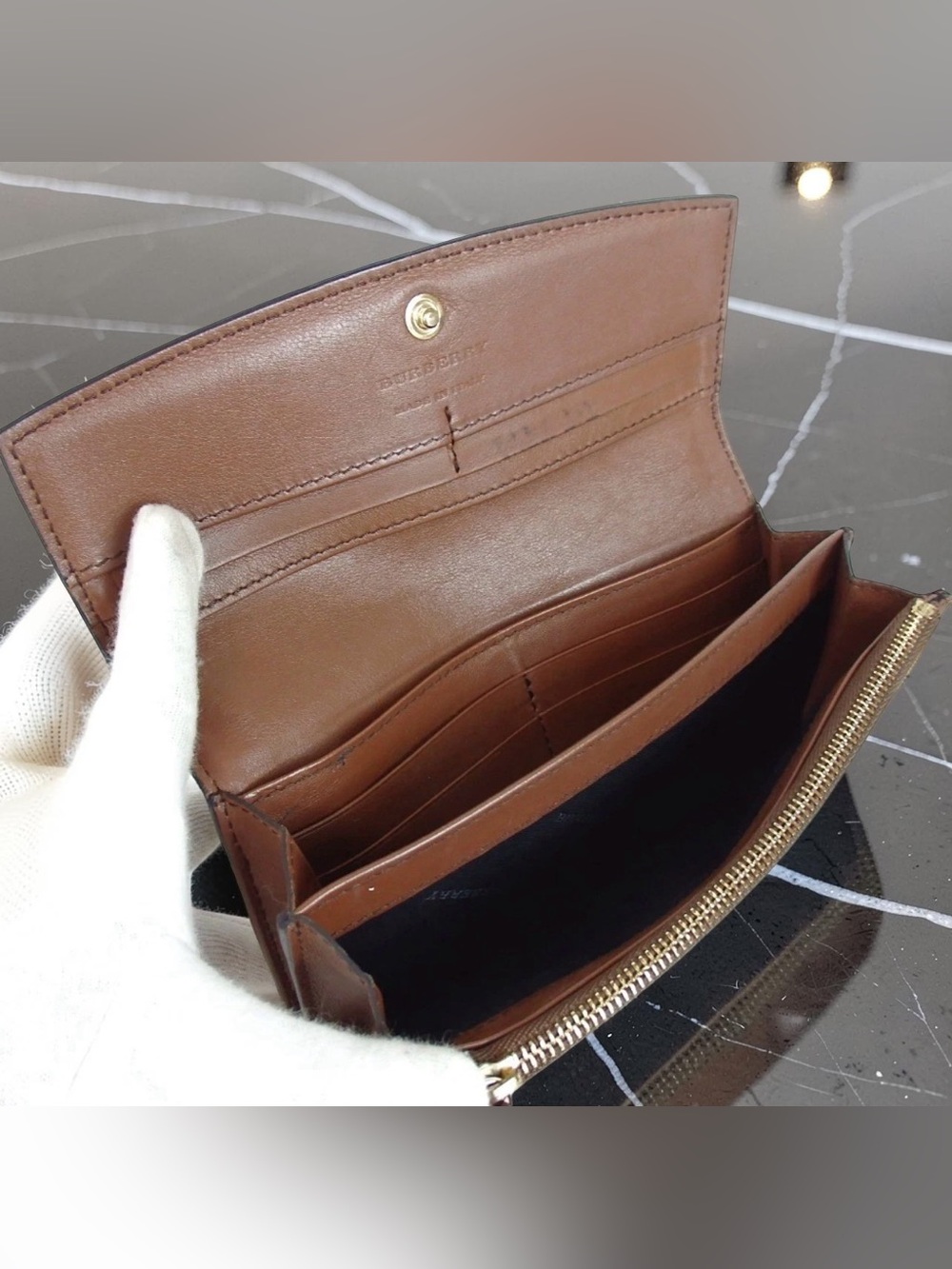 Burberry Nova Check Continental Wallet π - Picture 4 of 16
